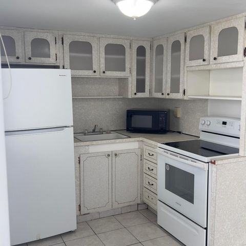 2855 Leonard Drive H506, Aventura, FL 33160