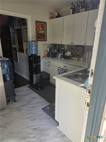 806-808 Estelle Avenue, Killeen, TX 76541