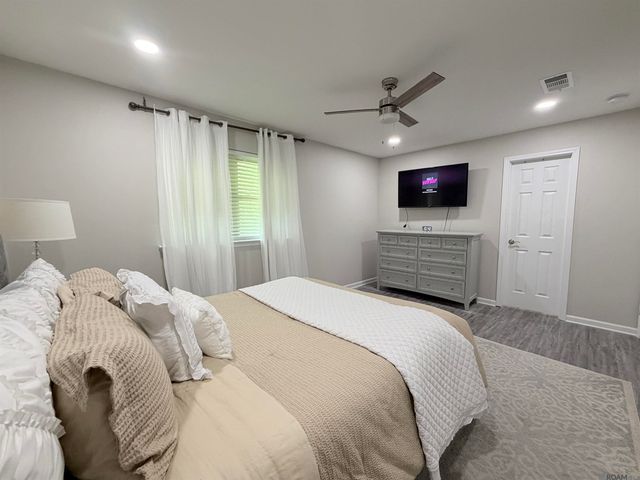 10711 Carmel Dr, Baton Rouge, LA 70818