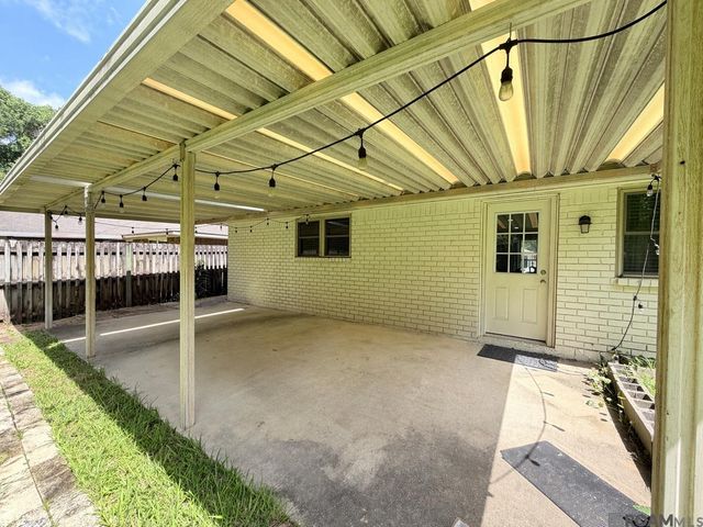 10711 Carmel Dr, Baton Rouge, LA 70818