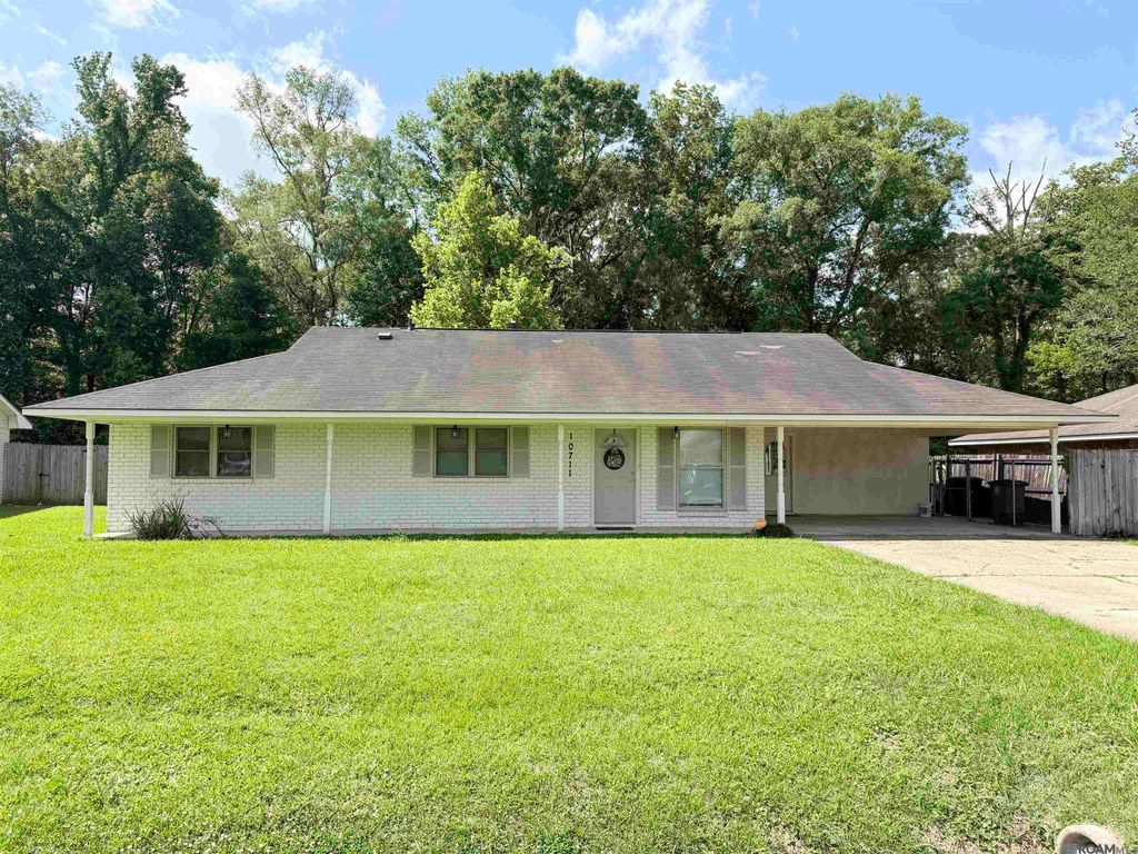 10711 Carmel Dr, Baton Rouge, LA 70818