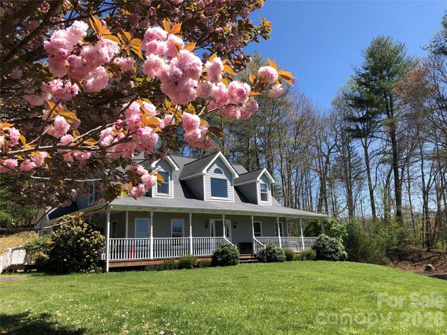 136 Johnnie Hills None, Burnsville, NC 28714