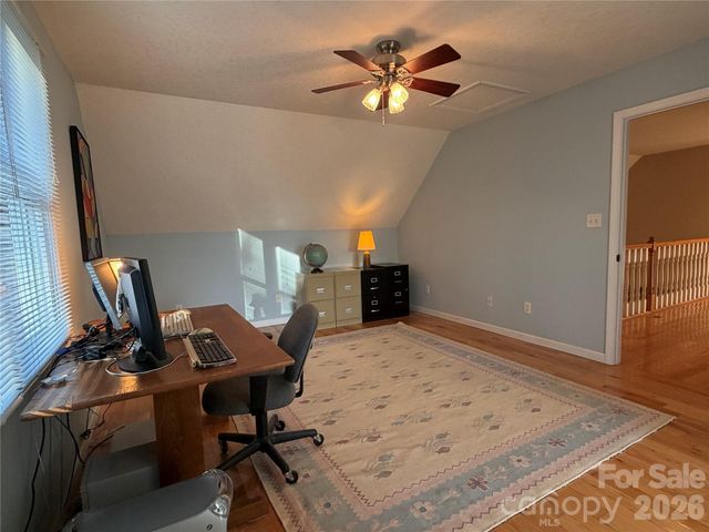 136 Johnnie Hills None, Burnsville, NC 28714