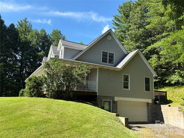 136 Johnnie Hills None, Burnsville, NC 28714