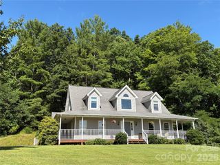136 Johnnie Hills None, Burnsville, NC 28714