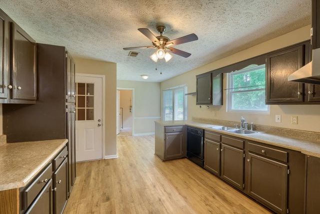 3638 E Melissa Lane, Douglasville, GA 30135