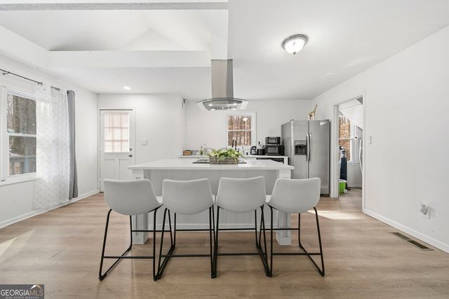 1860 Buford Dam Road, Buford, GA 30518