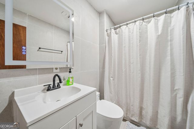 1860 Buford Dam Road, Buford, GA 30518