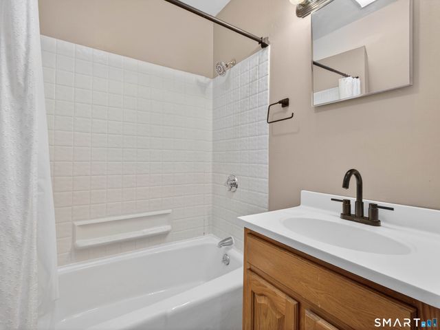 82 North Street, Norwich, CT 06360