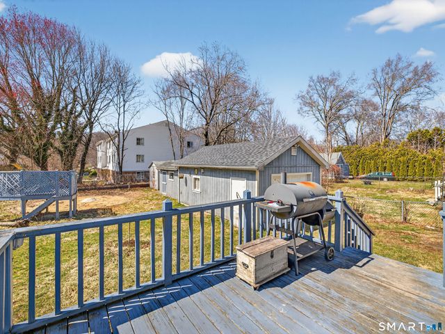 82 North Street, Norwich, CT 06360