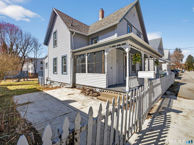 82 North Street, Norwich, CT 06360