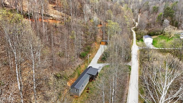 483 Trotters Lane, Gate City, VA 24251