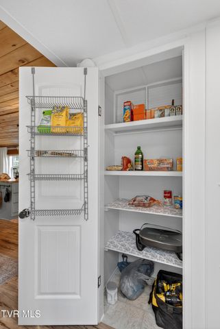 483 Trotters Lane, Gate City, VA 24251