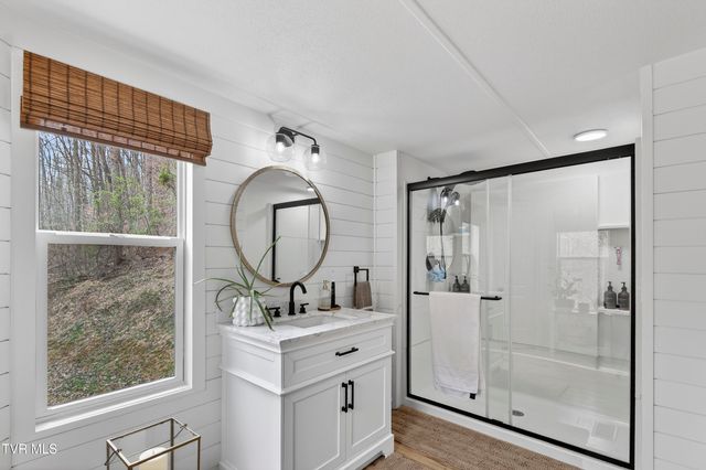 483 Trotters Lane, Gate City, VA 24251