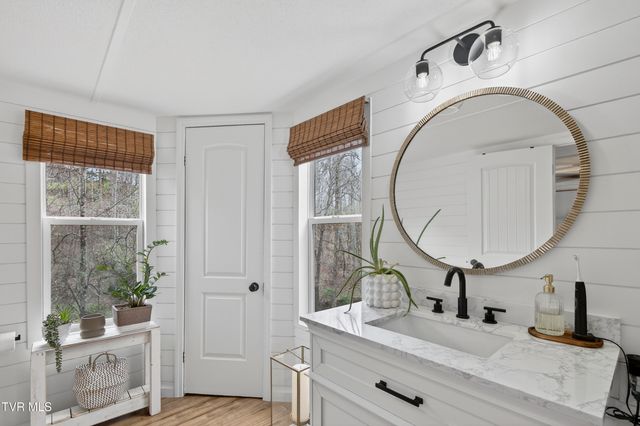 483 Trotters Lane, Gate City, VA 24251