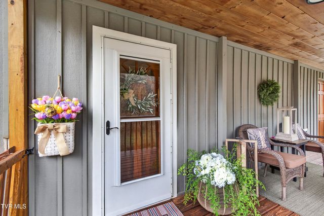 483 Trotters Lane, Gate City, VA 24251