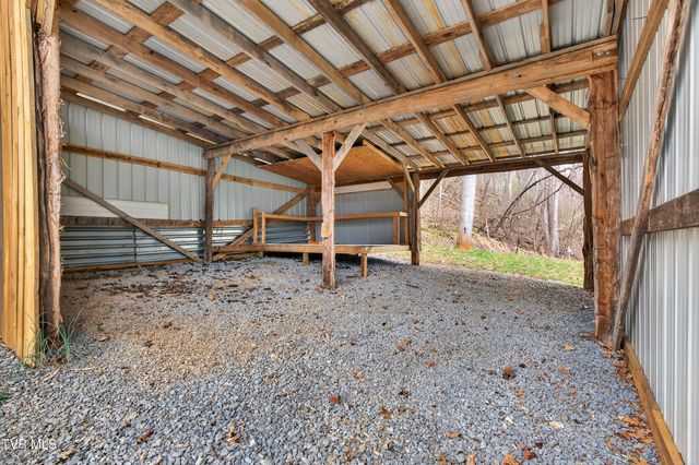 483 Trotters Lane, Gate City, VA 24251