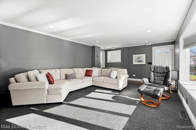 2180 Derby Road, Birmingham, MI 48009