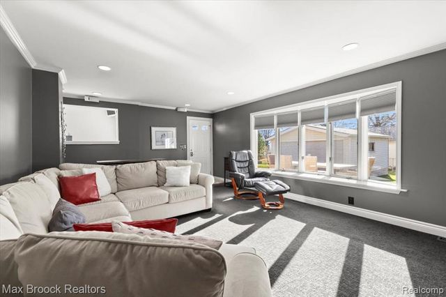 2180 Derby Road, Birmingham, MI 48009