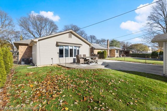 2180 Derby Road, Birmingham, MI 48009