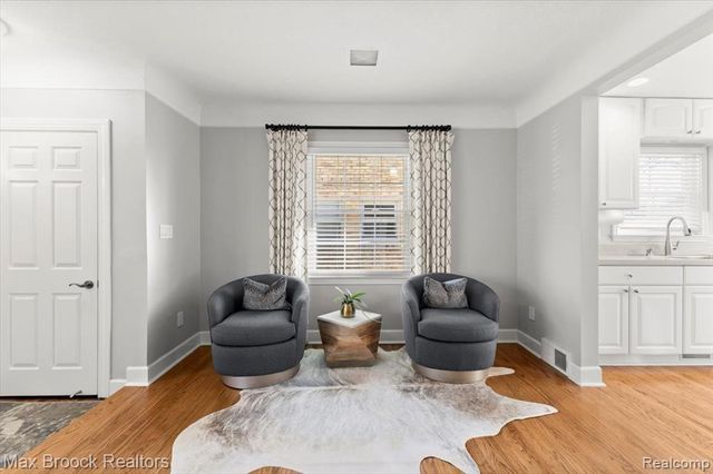 2180 Derby Road, Birmingham, MI 48009