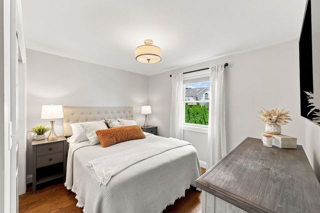 17 Greenwood Road, Peabody, MA 01960