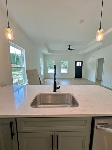 1687 DR MLK JR MEMORIAL Road, Crawfordville, FL 32327