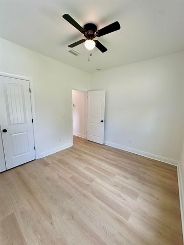 1687 DR MLK JR MEMORIAL Road, Crawfordville, FL 32327