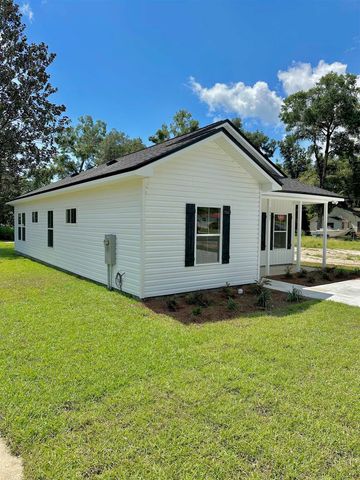 1687 DR MLK JR MEMORIAL Road, Crawfordville, FL 32327