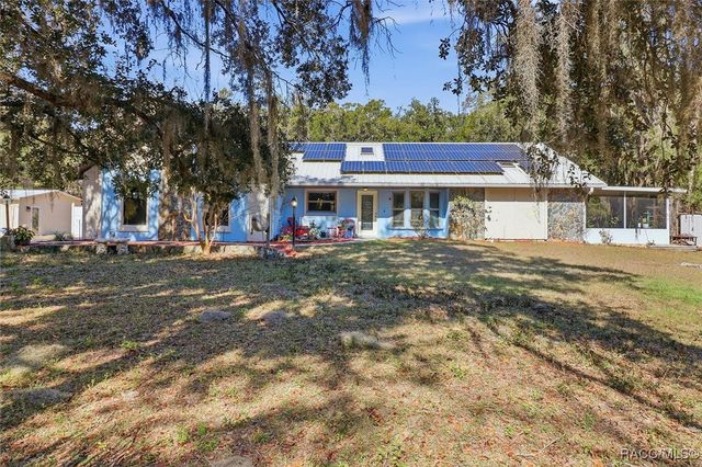 8679 W Morgan Street, Crystal River, FL 34428