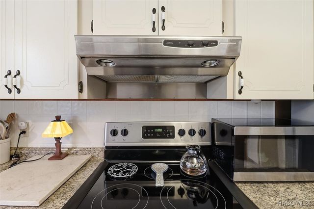 8679 W Morgan Street, Crystal River, FL 34428