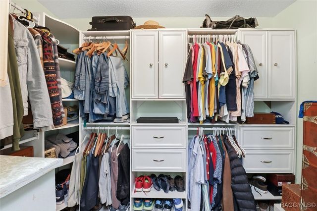 8679 W Morgan Street, Crystal River, FL 34428