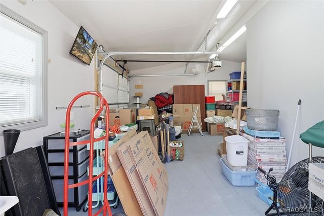 8679 W Morgan Street, Crystal River, FL 34428