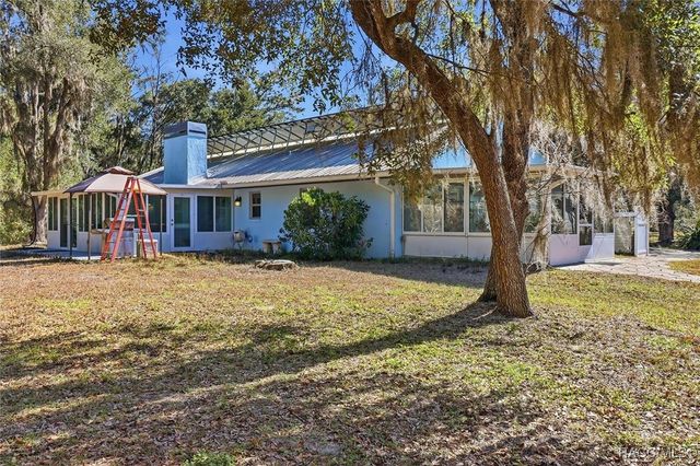 8679 W Morgan Street, Crystal River, FL 34428