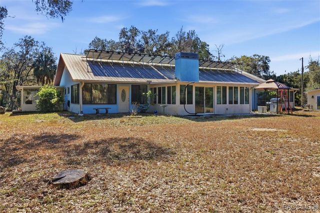 8679 W Morgan Street, Crystal River, FL 34428