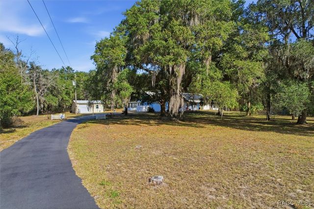 8679 W Morgan Street, Crystal River, FL 34428
