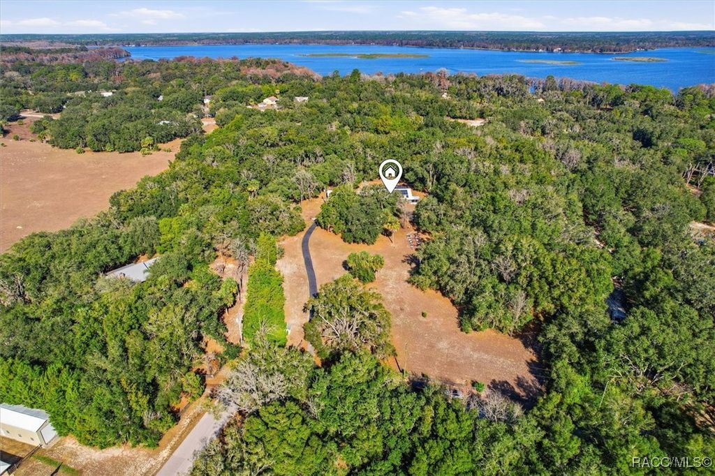 8679 W Morgan Street, Crystal River, FL 34428