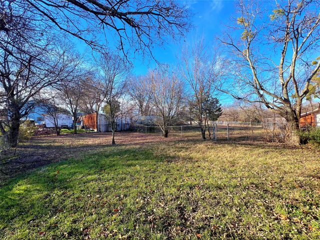 110 Campbell Street, Desoto, TX 75115