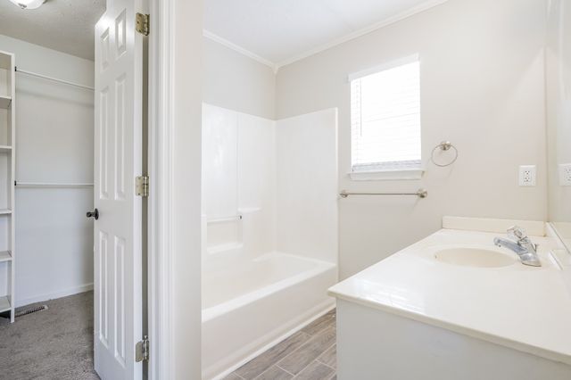 204 Oxford Pl, Gallatin, TN 37066