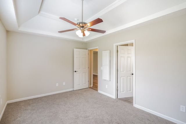 204 Oxford Pl, Gallatin, TN 37066