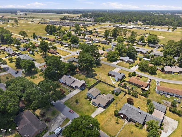 4130 Terrace Drive, Ayden, NC 28513
