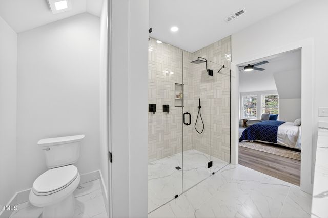 2940 Chapel Hill Road D, Durham, NC 27707