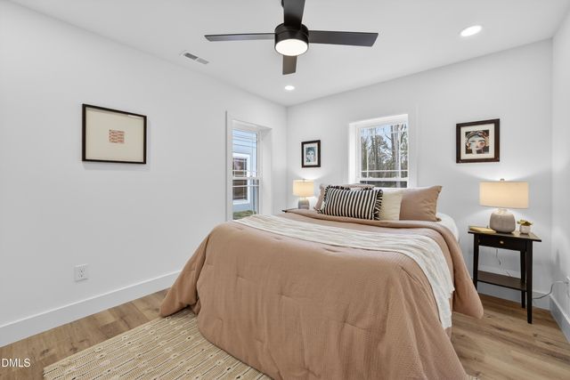 2940 Chapel Hill Road D, Durham, NC 27707