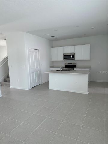 1987 STAKE OUT WAY, Apopka, FL 32703