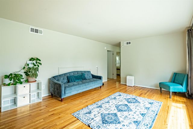 1201 E 36th Ave, Spokane, WA 99203