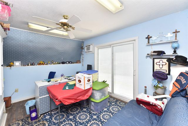 3221 Pecha Lane, Pleak, TX 77471