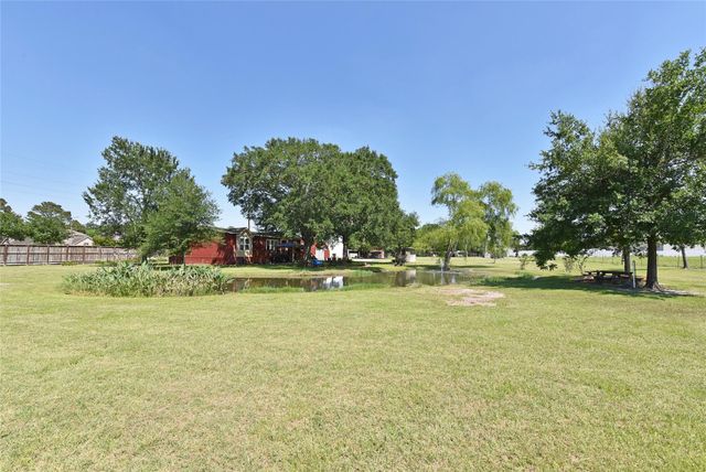 3221 Pecha Lane, Pleak, TX 77471