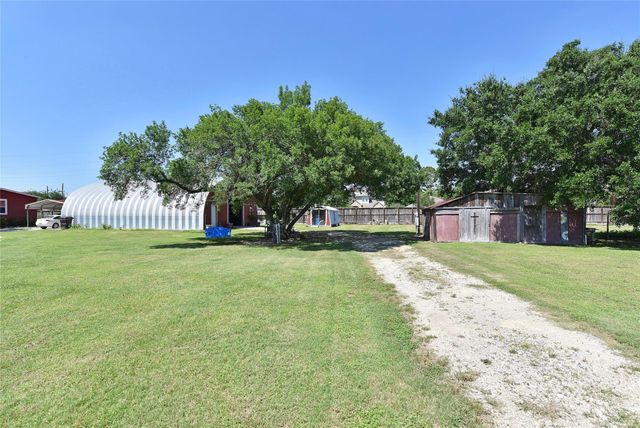 3221 Pecha Lane, Pleak, TX 77471