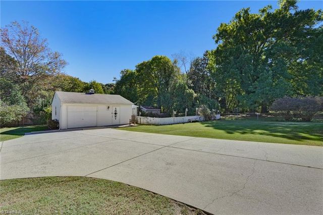1006 Jefferson Road, Greensboro, NC 27410