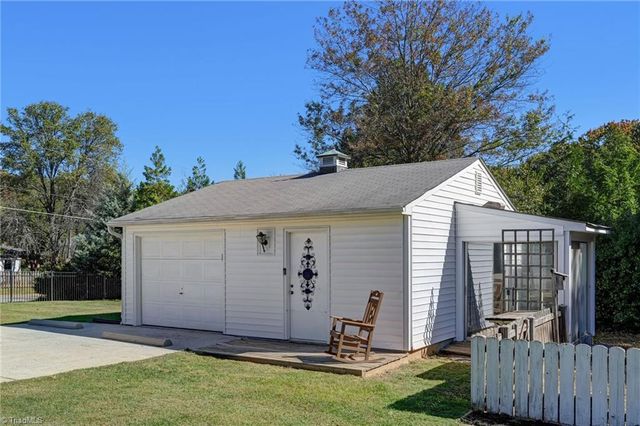 1006 Jefferson Road, Greensboro, NC 27410